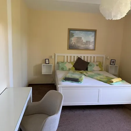 Szent Kristof Panzio 3* فونيارتْسفاشغ