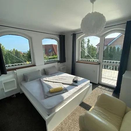 Szent Kristof Panzio بيت ضيافة فونيارتْسفاشغ