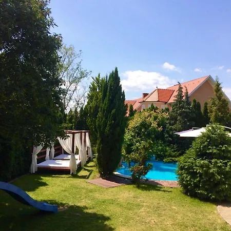 Szent Kristof Panzio 3*